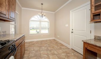 745 Champagne Dr, Biloxi, MS 39532
