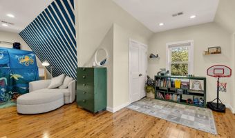 739 ROCK CREEK CHURCH Rd NW 2, Washington, DC 20010