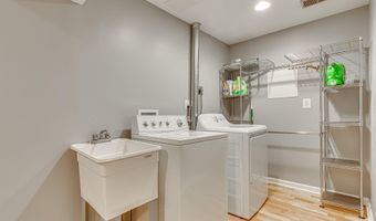 4406 CHURCHMAN Ct, Alexandria, VA 22310