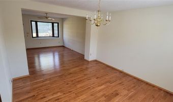 964 Claygate Ct, Ballwin, MO 63021