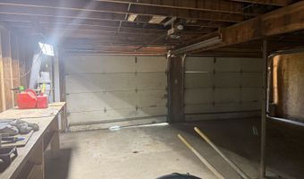 6 Riverview Dr, Athens, OH 45701