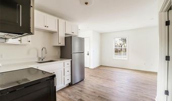 80 South St 105, Bethel, CT 06801