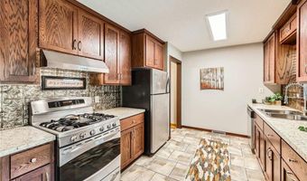 2712 9th Ave, Anoka, MN 55303