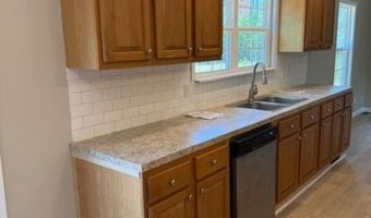 689 Cub Creek Rd, Appomattox, VA 24522