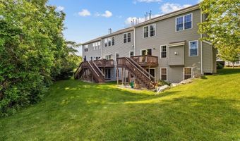 71 Kendall Ct 71, Bedford, MA 01730