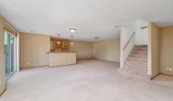 1421 N Lakeside Dr, Andover, KS 67002