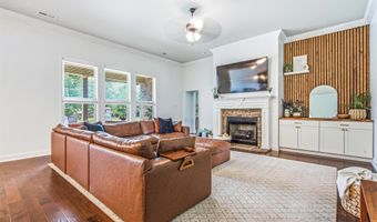 18394 Red Tail St, Athens, AL 35613