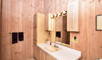 121 Hiawatha Rd, Becket, MA 01223