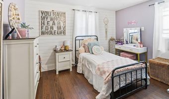 97 Angell Rd, Cumberland, RI 02864