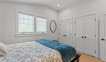 109 Carroll Ave, Newport, RI 02840