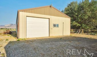 745 Southfork Rd, Cody, WY 82414
