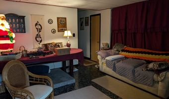 241 FLINT HILL Rd, Alburtis, PA 18011