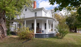 192 Clay St, Alderson, WV 24910