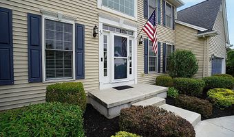 47 Timber Cove Ct, Amherst, NY 14051
