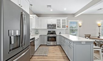 5 Ranger Ln, Arundel, ME 04046