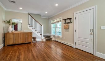 55 Woodland Ave, Allendale, NJ 07401