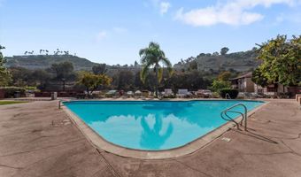 5483 Adobe Falls Rd 7, San Diego, CA 92120