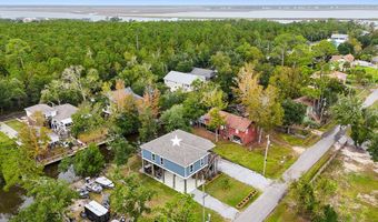 26 Good St, Bay St. Louis, MS 39520