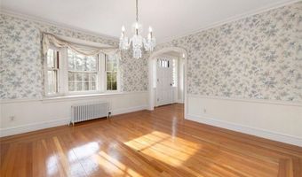 555 Great Rd, Lincoln, RI 02865