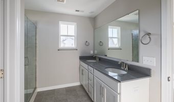 965-1 Memory Ln, Aurora, OH 44202