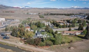 502 Skyline Dr, Cody, WY 82414