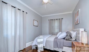 1717 Hamorton Pl, Charlotte, NC 28205