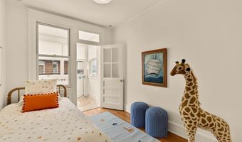 222 TENNESSEE Ave NE, Washington, DC 20002
