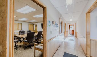 975 5th St, Elko, NV 89801