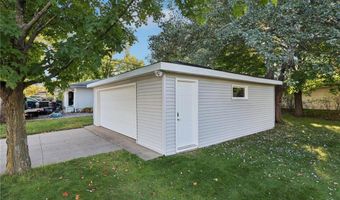 948 Norwood Ave, Anoka, MN 55303