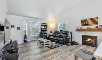 320 SOUTH St, Astoria, OR 97103