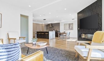 362-364 W Broadway 2, Boston, MA 02127