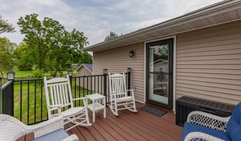 713 10th Ave NW, Altoona, IA 50009