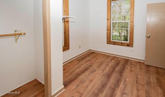 6962 Oak St, Bonners Ferry, ID 83805