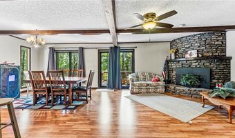 1 Chapel Ln, Bella Vista, AR 72715