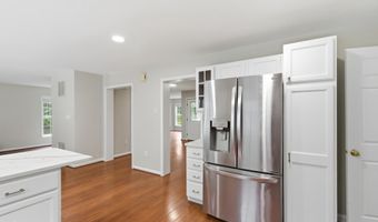 24674 PEACH ORCHARD Ln, Aldie, VA 20105