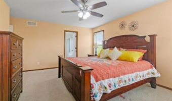 15850 Elmwood Ln, Apple Valley, MN 55124
