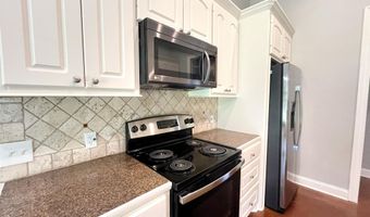 623 Chambord Dr, Brandon, MS 39042