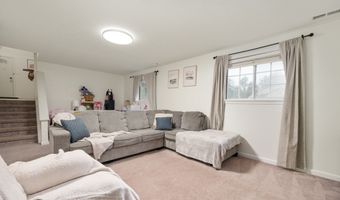 8556 Green Valley Dr, Indianapolis, IN 46217