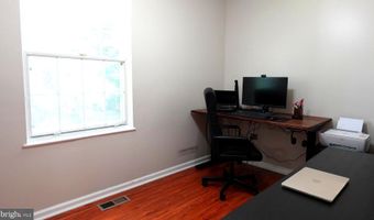 8307 SATINLEAF Ct, Bowie, MD 20715