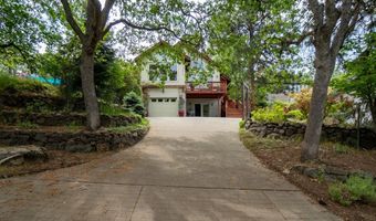 307 Hillcrest St, Ashland, OR 97520