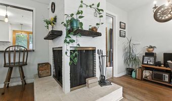 12 Cosgrove Ave, Agawam, MA 01001