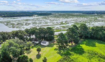 32 Eustis Landing Rd, Beaufort, SC 29907