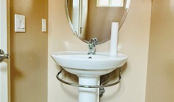 5241 Colodny Dr 403, Agoura Hills, CA 91301