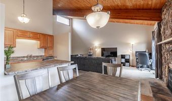 8372 Lower 138th Ct, Apple Valley, MN 55124