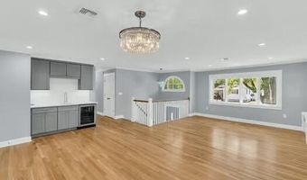 430 Church St, Belford, NJ 07718