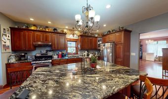 1426 Circle Dr, Albert Lea, MN 56007