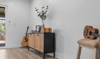 226 Hoomoku St, Kahului, HI 96732