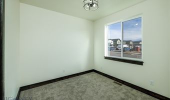 500 Spaniel Ln, Belgrade, MT 59714