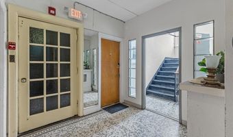 2 S Hartford Ave, Atlantic City, NJ 08401