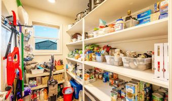 937 N Carrington Ave, Buffalo, WY 82834